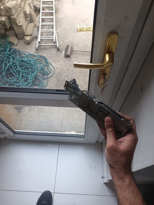 Door Mechanism Replaced - Image 4