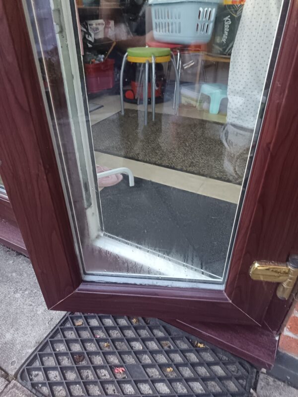 Misted Glass Replacement - Image 2